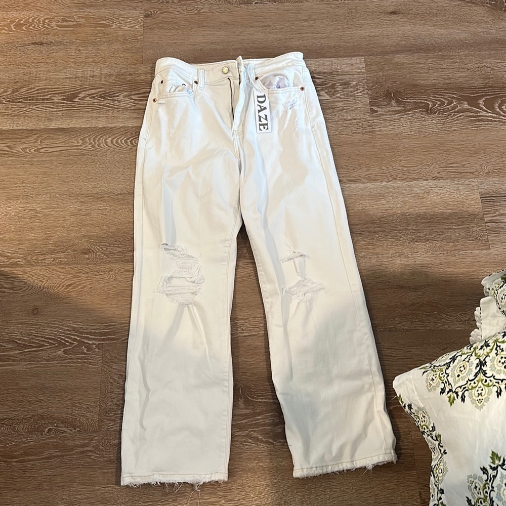 High Rise - Wide Leg - White Denim